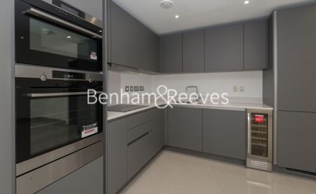 3 Bedroom flat to rent in Delphini Apartments, St George Circus, SE1 - Photo 5