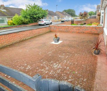 2 bedroom bungalow to rent - Photo 2