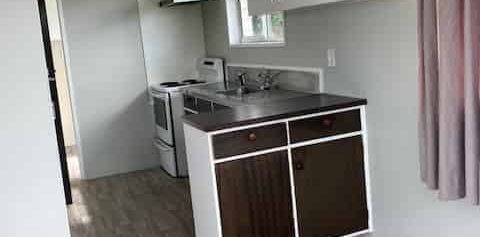 Three Bedroom Home with Large Section - Photo 2