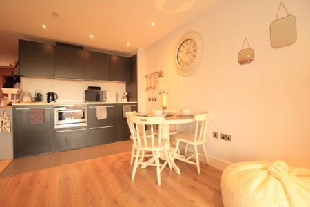 1 bedroom apartment to rent - Photo 3