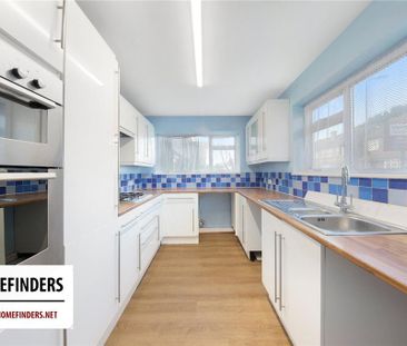 3 bedroom semi-detached house to rent - Photo 6