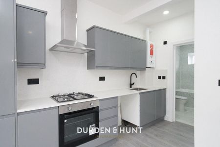 Studio to rent - Photo 5