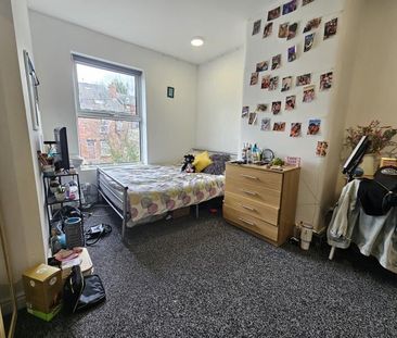 Royal Park Avenue, Hyde Park - Photo 3