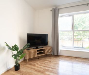 Britannia Gate - Photo 4