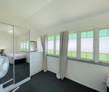 Furnished Room in Prime Red Hill Location - Photo 1