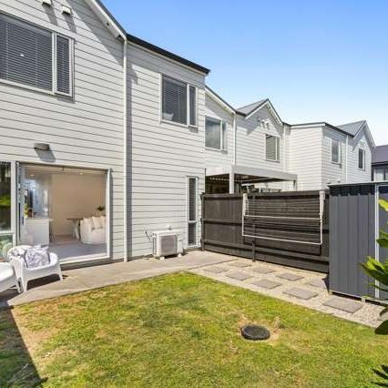 Property Management44 Owen Chapman Drive, Red Beach - Townhouse for Rent - Photo 1