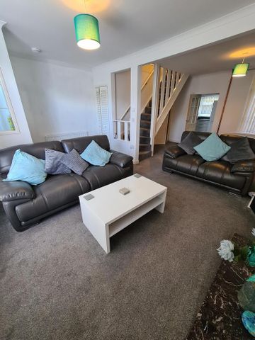 2 bedroom house to rent - Photo 2