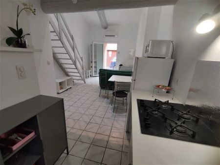 Location appartement 1 pièce - 36m² à Apt (84400) - Photo 2