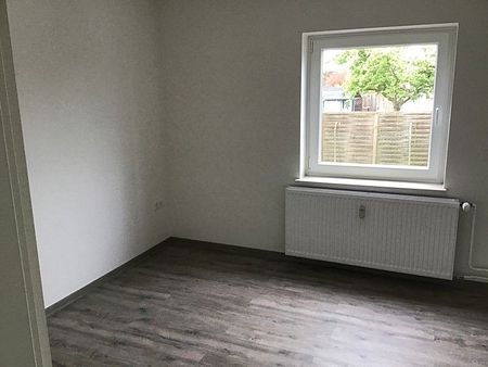 Schöne 3-Zimmer-Wohnung mit Vollbad und Balkon - Photo 4