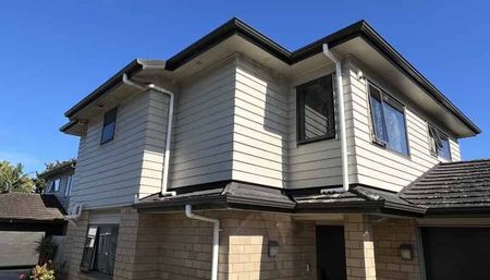 Spacious Family Home - Photo 5