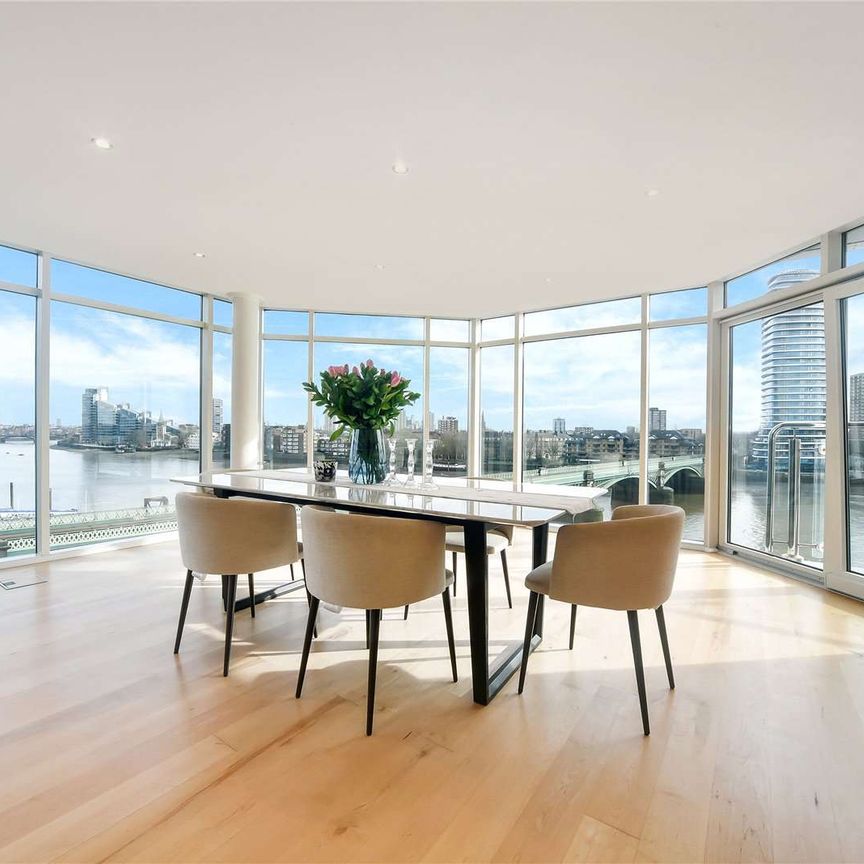 A stunning, 3 bedroom apartment in the popular Imperial Wharf development with sweeping views of the river Thames. - Photo 1