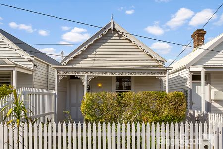 54 York Street, Prahran VIC 3181 - House For Rent | Domain - Photo 2
