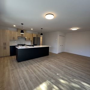 4 1/2 Avec électroménagers 1er Mars 2026 - Photo 2