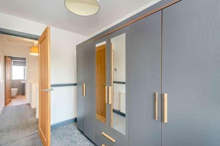 Street Lane, Gildersome, LS27 - Photo 4