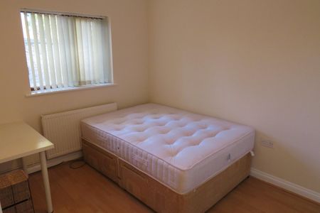 Sophia Walk, Pontcanna, Cardiff - Photo 2