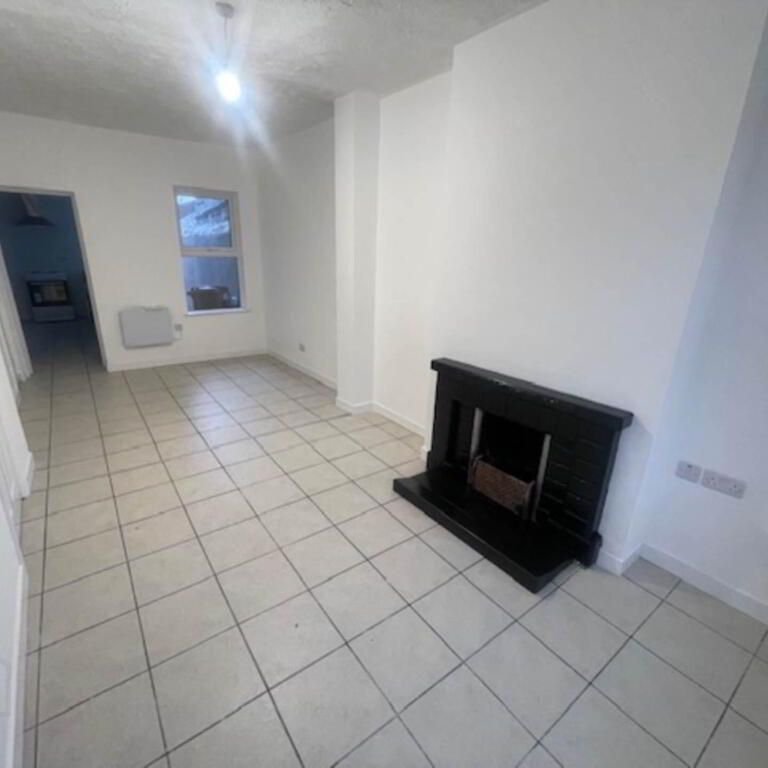 37 Victoria Terrace, Portadown, Craigavon, BT62 1AL - Photo 1