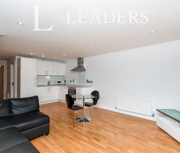 Studio to rent - Photo 4