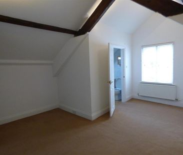 4 bedroom flat to rent - Photo 6