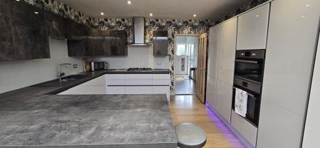 3 bedroom bungalow to rent - Photo 5