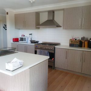 Redbank Plains - Photo 2