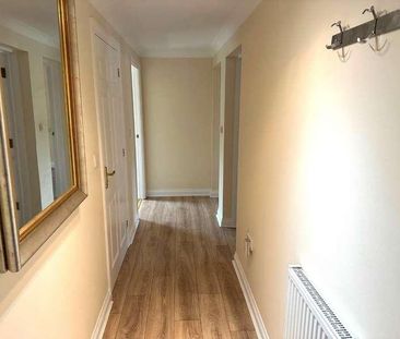 Lynmouth Road, Swindon, SN2 - Photo 5