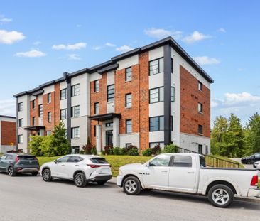 845 Rue Filion, #301 - Photo 1