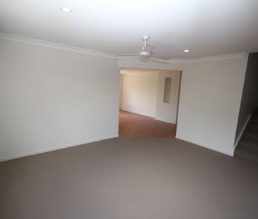 27/100 Oakmont Avenue, 4075, Oxley Qld - Photo 3