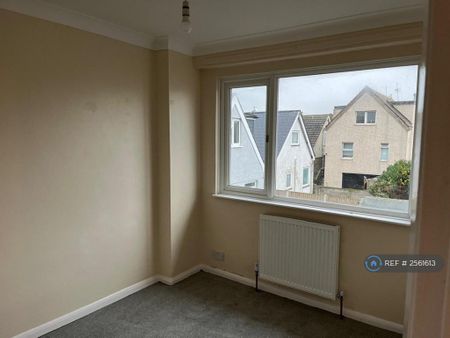 3 bedroom terraced house to rent - Photo 2