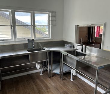 Rooms Available at Weymouth Boarding House - Photo 5