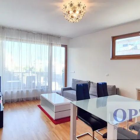 P5 Jinonice, ul. Chmelařská, moderní zař. byt 3 + k.k., balkon, 101 m - Photo 1