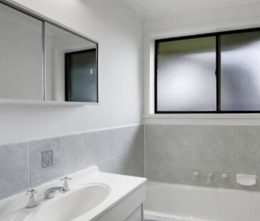 Narre Warren - Photo 3