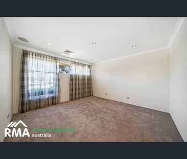 39 Botanic Avenue, Banksia Grove, WA 6031 - Photo 4
