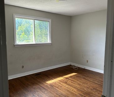 For Lease - 134 Jade Crescent Unit# Main, Brampton, Ontario - Photo 1