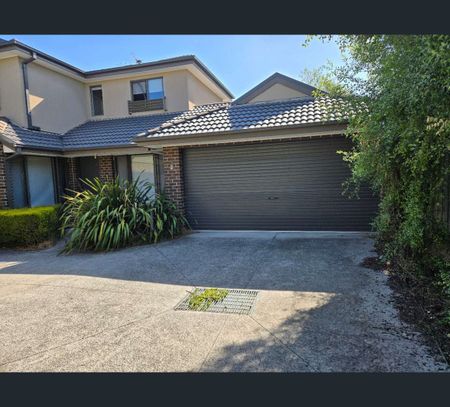 41 Koonawarra Street, Clayton, Vic 3168 - Photo 3