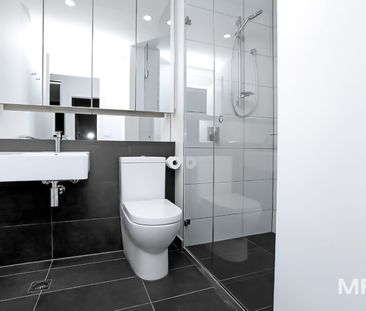 Luxury townhouse in the heart of Doncaster - Photo 5