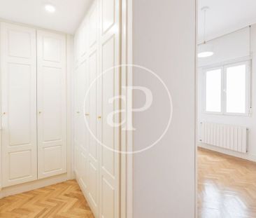 Luxury Apartment for rent in Madrid, Spain - Photo 6