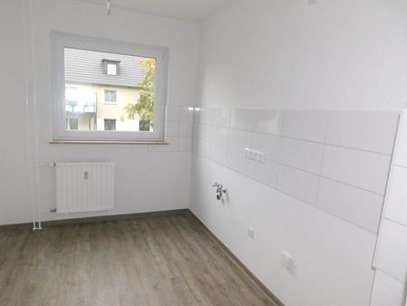 Bezugsfertige praktische 4-Zimmer-Wohnung - Foto 5