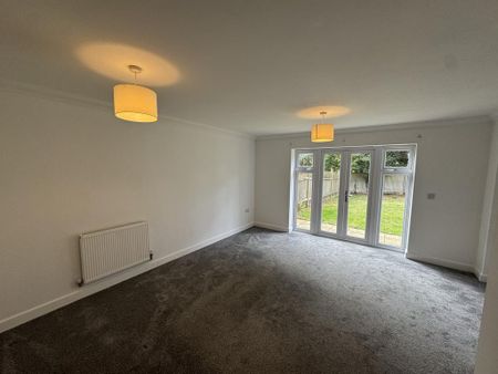 3 bedroom terraced house to rent - Photo 5