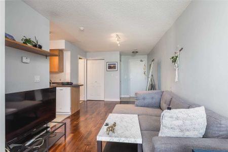 For Lease - 17 Barberry Place Unit# 1113, Toronto, Ontario - Photo 3