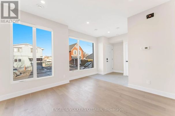 A - 130 CARILLON STREET - Photo 1