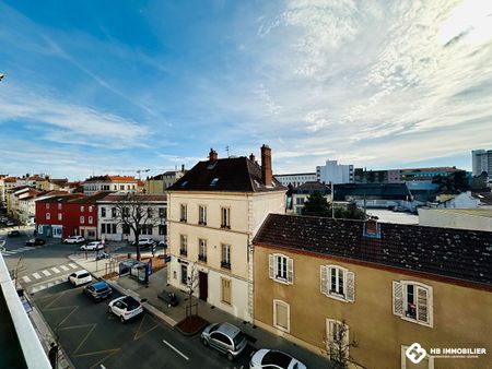 Location Appartement 2 pièces 47m² ROANNE 42300 - Photo 3