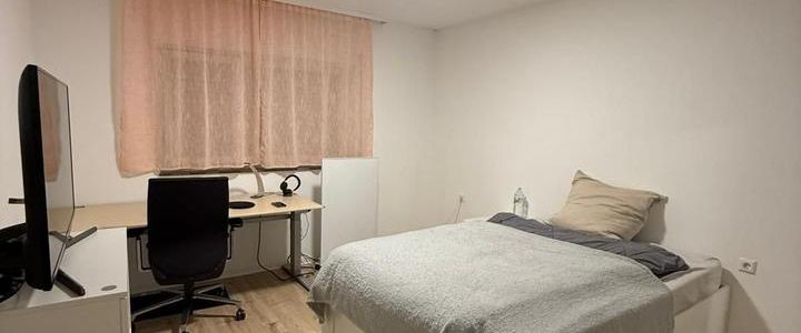 Möbliertes WG-Zimmer in Stuttgart-Kaltenthal – ruhig & gemütlich - Photo 1