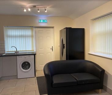 4 bedroom house to rent - Photo 1