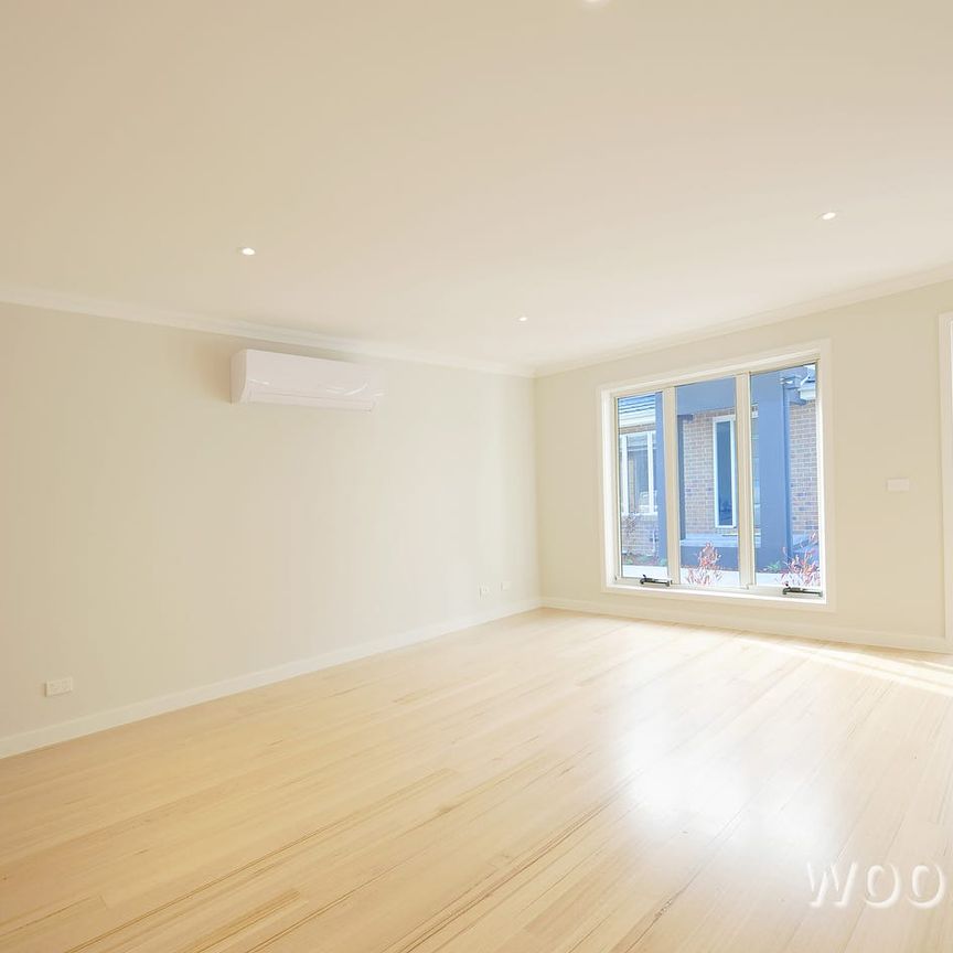 Lifestyle & Location! - Photo 1