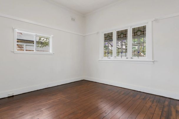 Unique Family Home In Ideal Location - Photo 1