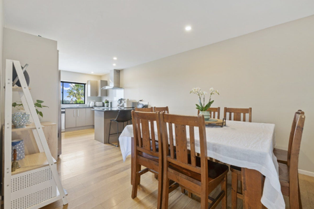 TRANQUIL COMFORT WITH VIEWS OF THE SEA! - Photo 5