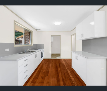 Charming Brick Home on Large Block - Photo 4