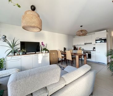 2½ pièces - Récent avec un balcon - Photo 1