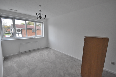 3 bedroom detached house to rent - Photo 4