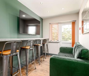 1 bedroom in a house share to rent - Photo 1